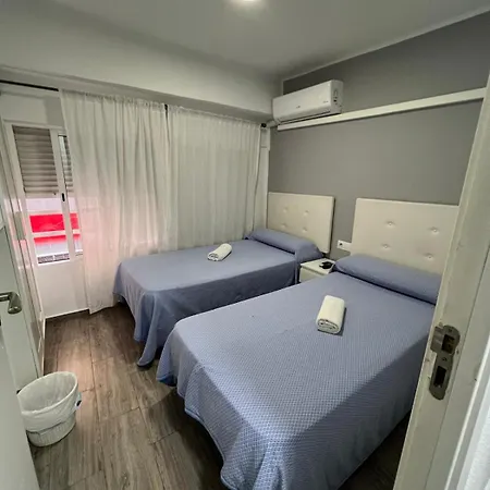 Guesthouse Central 阿利坎特