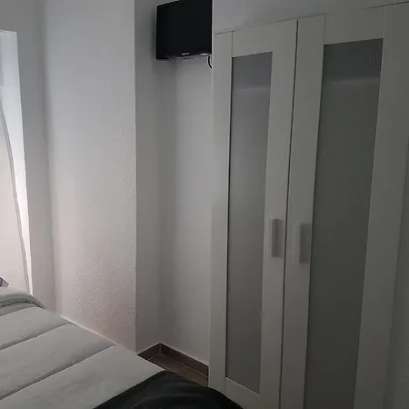 Guesthouse Central 阿利坎特