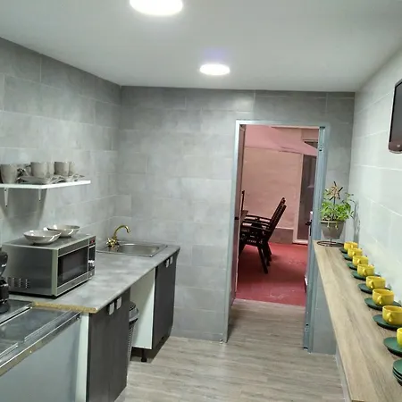 Guesthouse Central 招待所 阿利坎特
