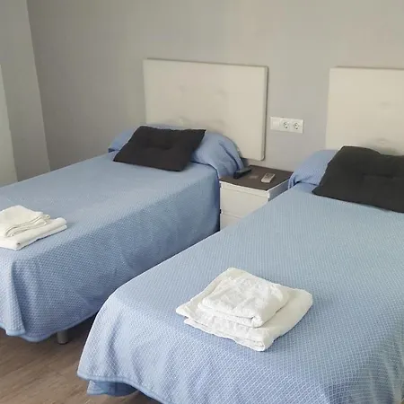 Guesthouse Central 3* 阿利坎特